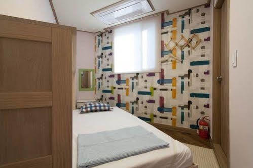 Cube Guesthouse โซล ภายนอก รูปภาพ