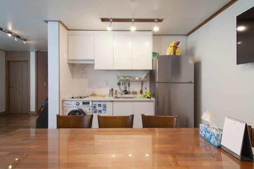 Cube Guesthouse โซล ภายนอก รูปภาพ